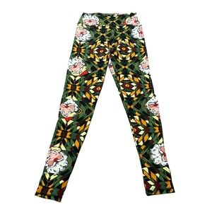 LuLaRoe OS Leggings Green Christmas Star KALEIDOSCOPE SANTA Vintage Retro